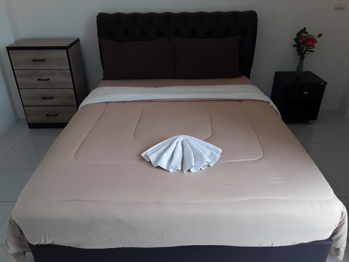 Saiyuan Guesthouse Rawai Номер фото